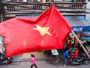Wietnam Vietnam flaga 300x225 - Hoi An