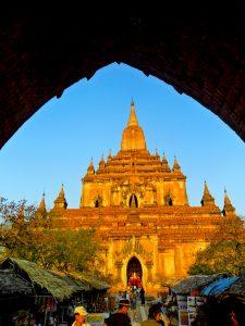Birma Bagan 26 225x300 - Bagan