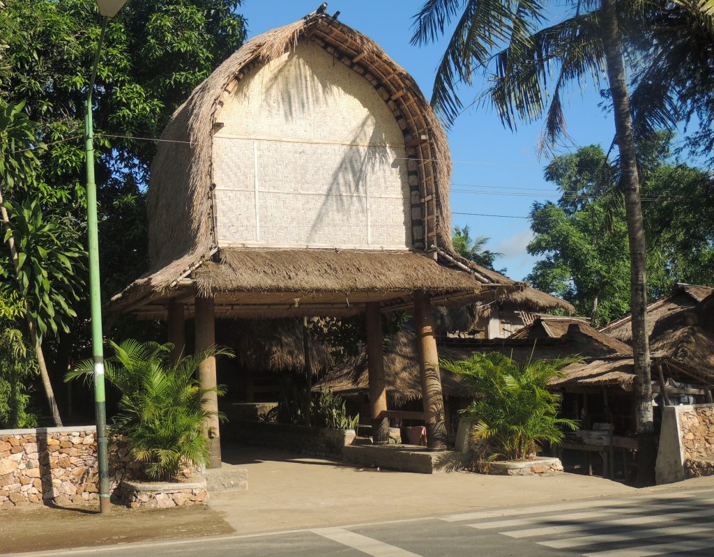 Indonezja Lombok Sasak tradycyjny dom