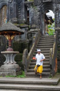 bali besakih temple 200x300 - Stolica Balijskiej Sztuki: Ubud