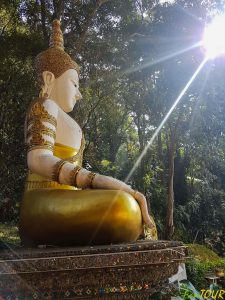 Tajlandia Chiang Mai 460 225x300 - ‘Oświecony’ czyli Budda