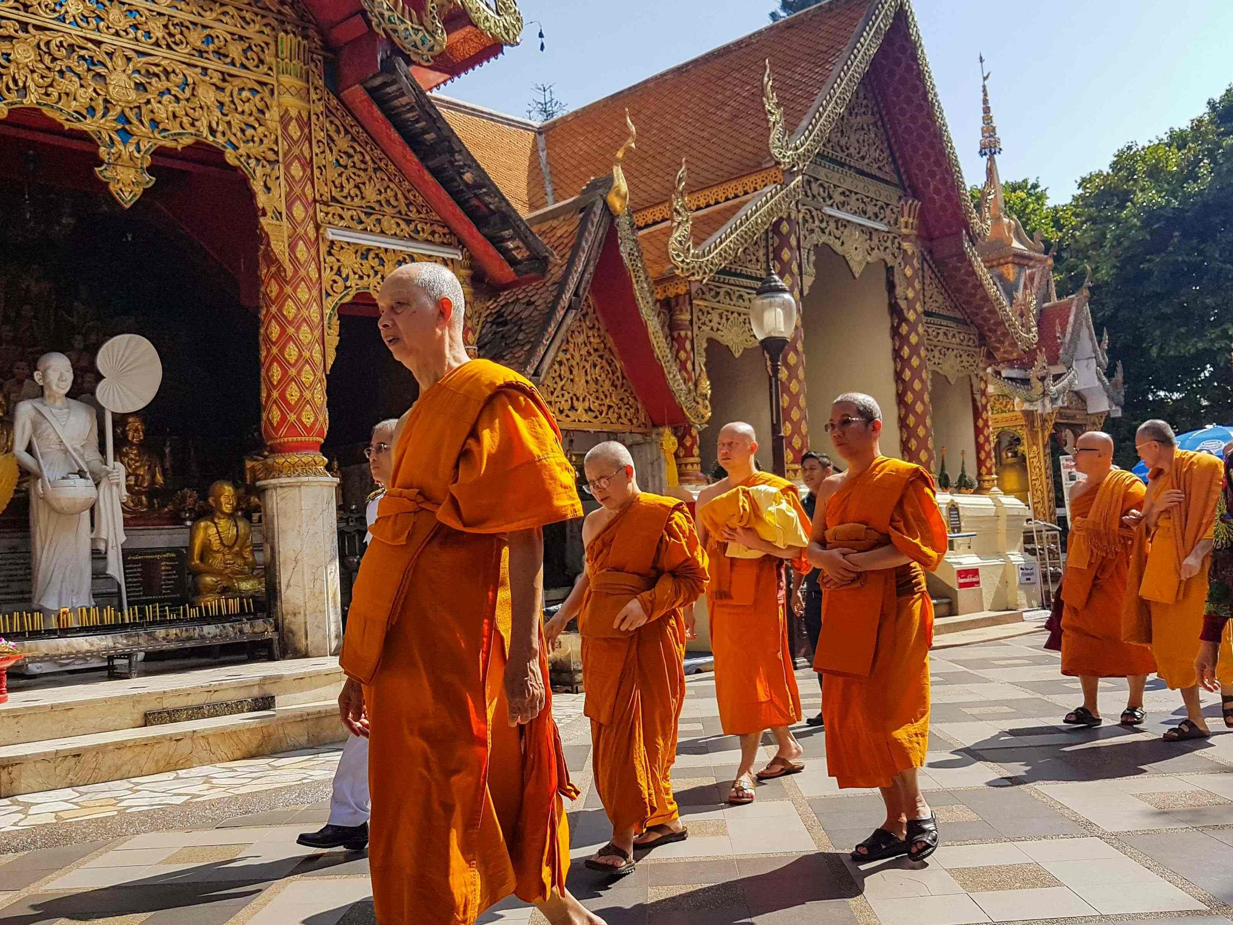 chang mai artykuł - ‘Oświecony’ czyli Budda