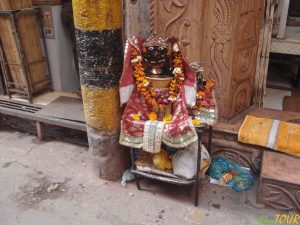 Indie Delhi 107 300x225 - Hinduizm, astrologia, numerologia czy zabobony?