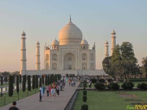 Indie Agra Taj Mahal 67 300x225 - Agra