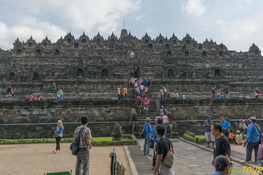 Indonezja Jawa Borobodur 12 1024x683 - Najpiękniejsza budowla na Jawie: Borobodur
