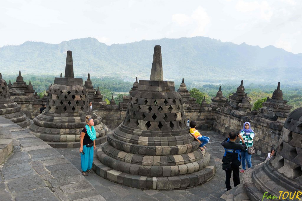 Indonezja Jawa Borobodur 6 1024x683 - Najpiękniejsza budowla na Jawie: Borobodur