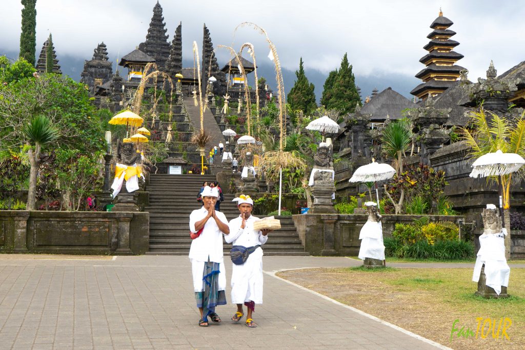 bali indonezja mother temple 1024x683 - 10 powodów dlaczego warto podróżować