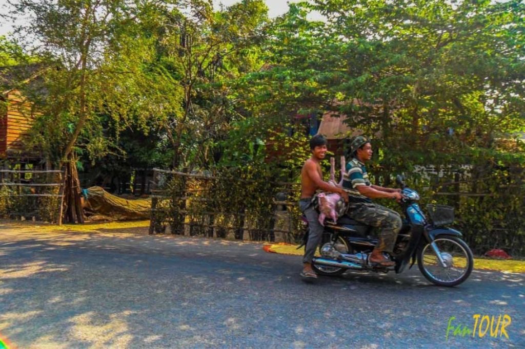 kambodża tonle sap 1024x682 - 10 powodów dlaczego warto podróżować