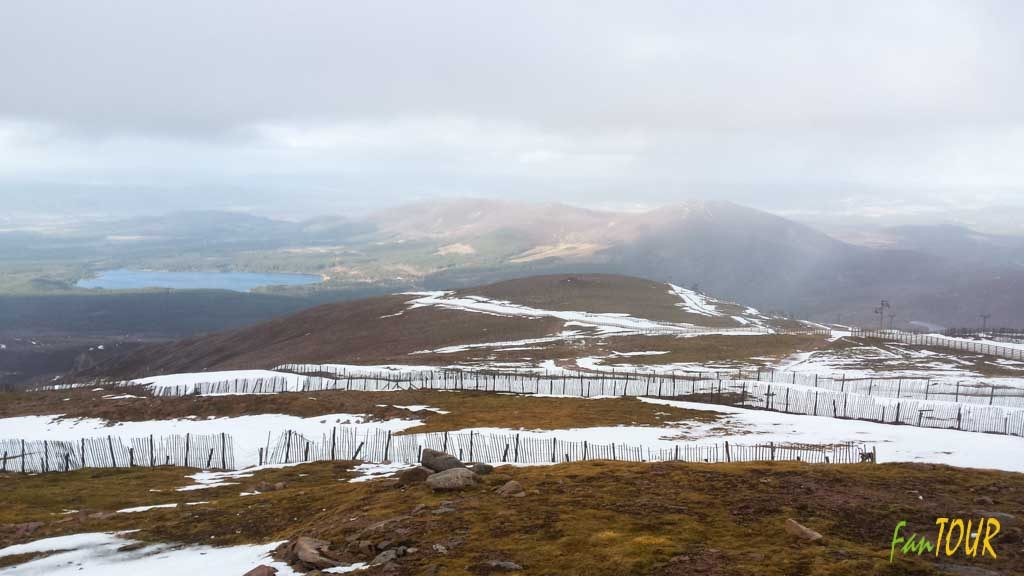 Szkocja góra widok na jezioro 1024x576 - Szkocja. 10 powodów dlaczego warto odwiedzić ten kraj